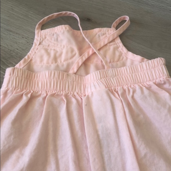 Pink swan dress - Picture 4 of 5